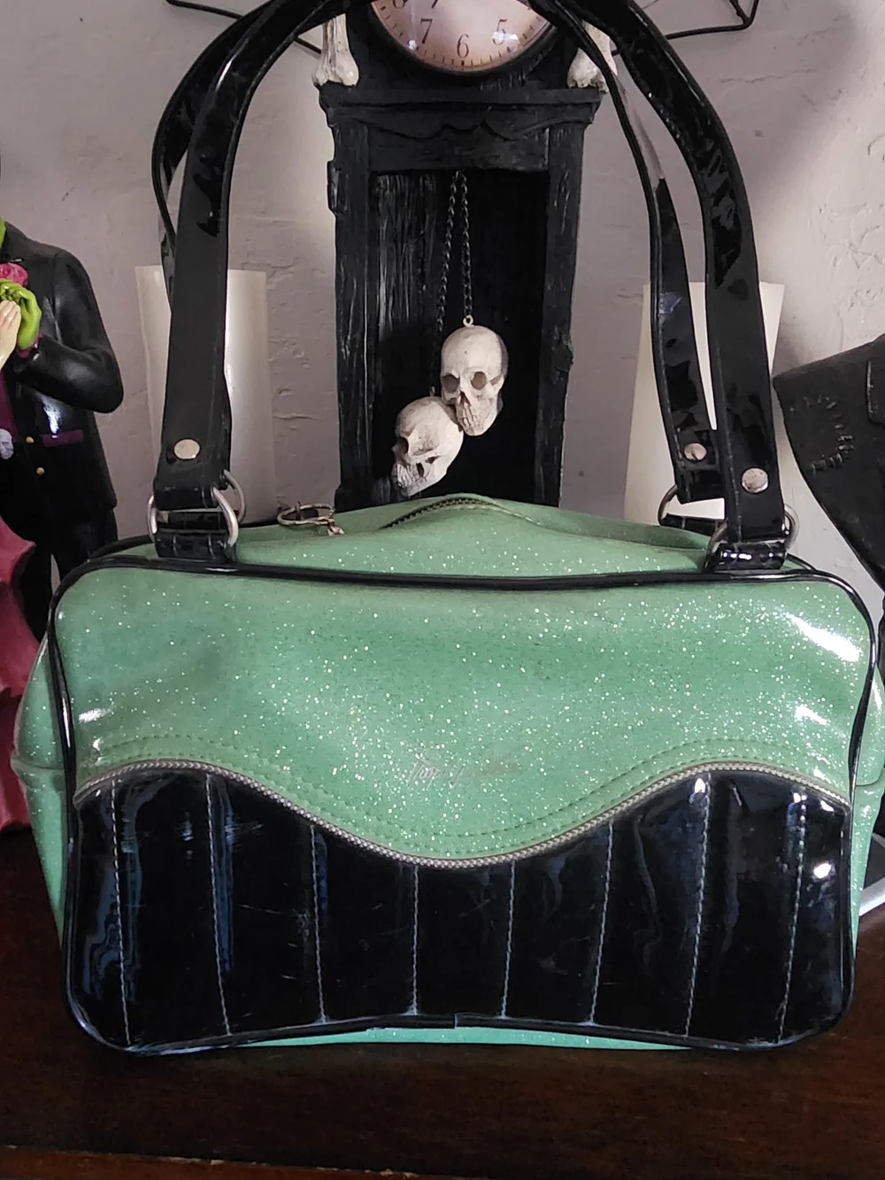 Trophy Queen Rockabilly Pinup Custom Purse VLV - Picture 1 of 5